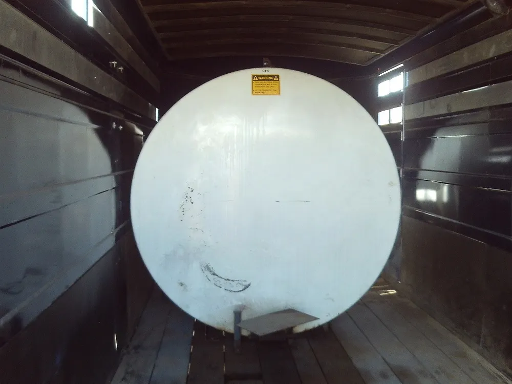 1000 gal tank 1,000 gal tank